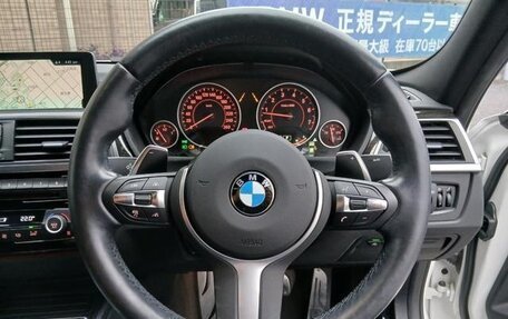 BMW 3 серия, 2018 год, 2 110 888 рублей, 13 фотография