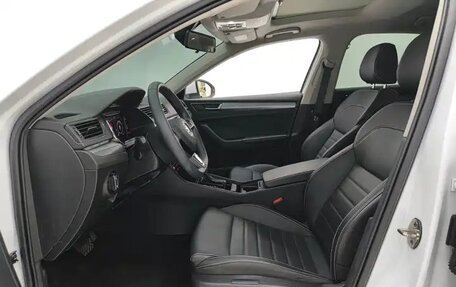 Skoda Superb III рестайлинг, 2022 год, 2 240 000 рублей, 7 фотография