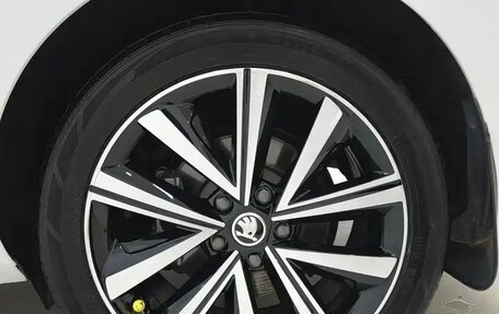 Skoda Superb III рестайлинг, 2022 год, 2 240 000 рублей, 15 фотография