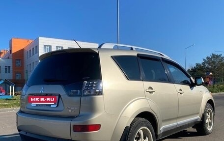 Mitsubishi Outlander III рестайлинг 3, 2008 год, 1 300 000 рублей, 3 фотография