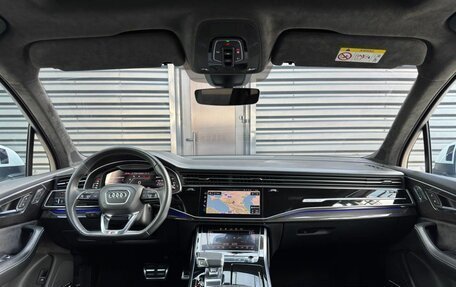 Audi SQ7, 2019 год, 7 900 000 рублей, 15 фотография