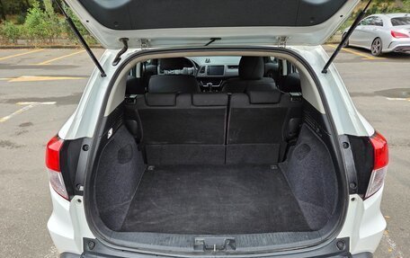 Honda Vezel, 2021 год, 1 800 000 рублей, 12 фотография