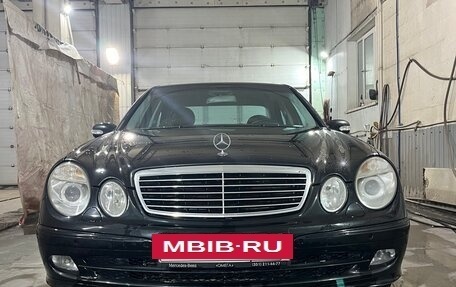 Mercedes-Benz E-Класс, 2005 год, 995 000 рублей, 3 фотография