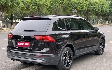 Volkswagen Tiguan II, 2021 год, 1 888 911 рублей, 4 фотография