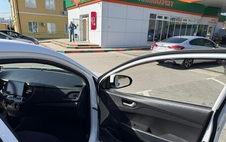 Hyundai Solaris II рестайлинг, 2021 год, 2 050 000 рублей, 8 фотография