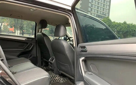 Volkswagen Tiguan II, 2021 год, 1 888 911 рублей, 16 фотография