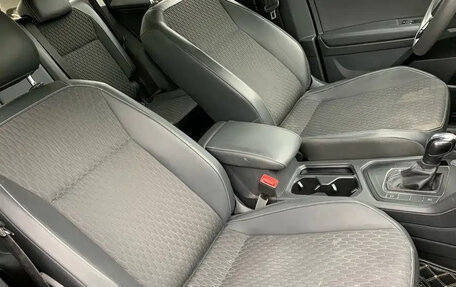 Volkswagen Tiguan II, 2021 год, 1 888 911 рублей, 26 фотография