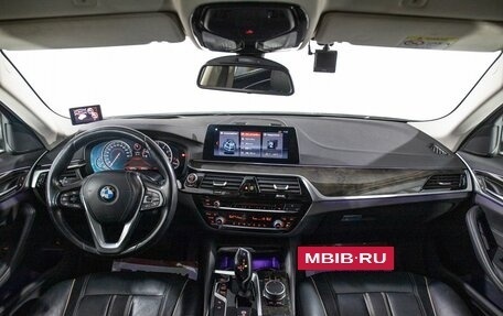 BMW 5 серия, 2017 год, 3 685 000 рублей, 7 фотография