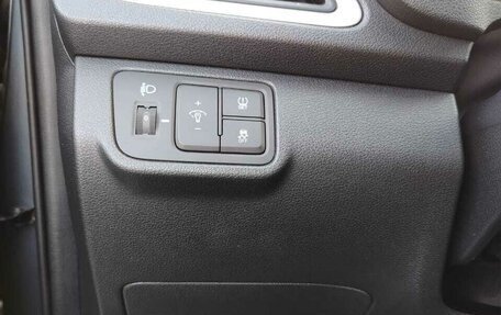 Hyundai Solaris II рестайлинг, 2018 год, 1 200 000 рублей, 6 фотография