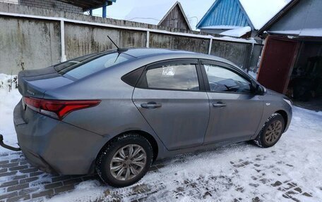 Hyundai Solaris II рестайлинг, 2018 год, 1 200 000 рублей, 12 фотография