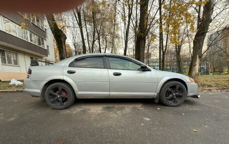 Dodge Stratus II, 2003 год, 450 000 рублей, 2 фотография