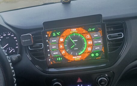 Hyundai Solaris II рестайлинг, 2020 год, 1 400 000 рублей, 3 фотография