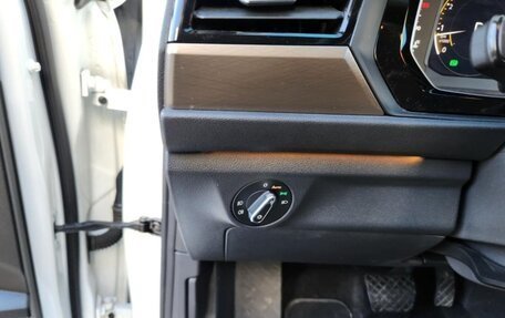 Volkswagen Jetta VII, 2021 год, 2 080 000 рублей, 14 фотография