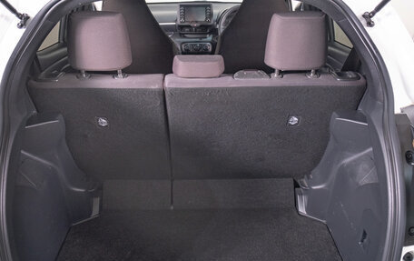 Toyota Yaris, 2021 год, 1 319 000 рублей, 22 фотография