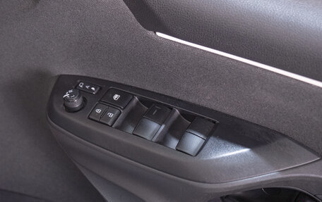 Toyota Yaris, 2021 год, 1 319 000 рублей, 18 фотография