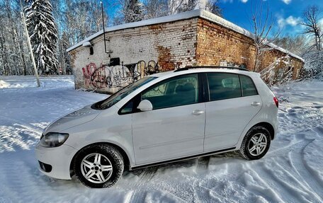 Volkswagen Golf Plus II, 2012 год, 1 030 000 рублей, 3 фотография