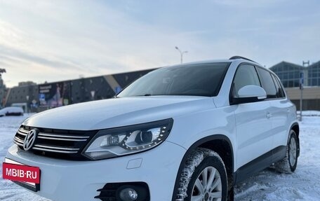 Volkswagen Tiguan I, 2014 год, 2 100 000 рублей, 3 фотография