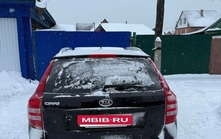 KIA cee'd I рестайлинг, 2009 год, 680 000 рублей, 2 фотография