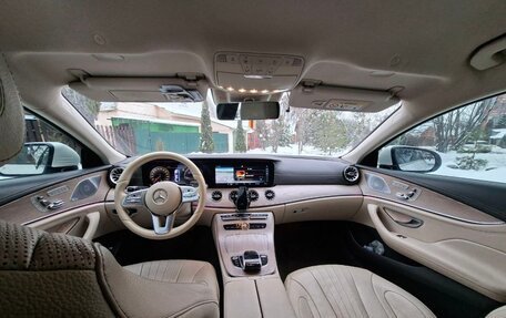 Mercedes-Benz CLS, 2018 год, 4 200 000 рублей, 15 фотография