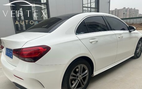 Mercedes-Benz A-Класс, 2022 год, 2 200 000 рублей, 2 фотография