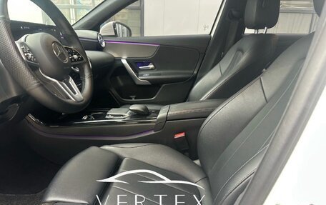 Mercedes-Benz A-Класс, 2022 год, 2 200 000 рублей, 4 фотография