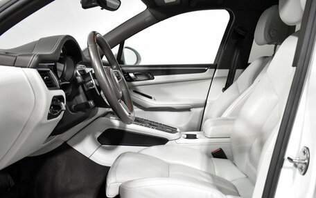 Porsche Macan I рестайлинг, 2018 год, 3 840 000 рублей, 10 фотография