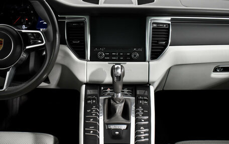 Porsche Macan I рестайлинг, 2018 год, 3 840 000 рублей, 14 фотография