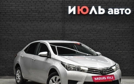 Toyota Corolla, 2013 год, 1 100 000 рублей, 3 фотография