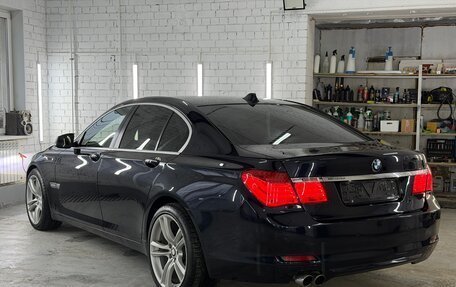 BMW 7 серия, 2012 год, 1 600 000 рублей, 9 фотография