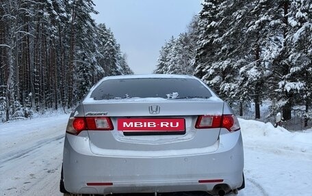 Honda Accord VIII рестайлинг, 2011 год, 1 250 000 рублей, 3 фотография