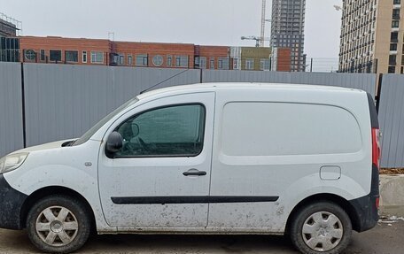Renault Kangoo II рестайлинг, 2013 год, 750 000 рублей, 2 фотография