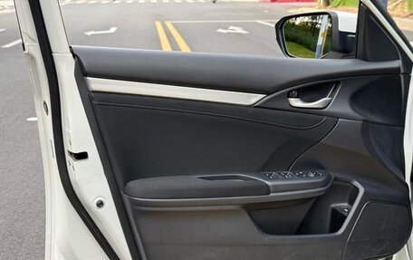 Honda Civic IX, 2021 год, 1 210 000 рублей, 7 фотография