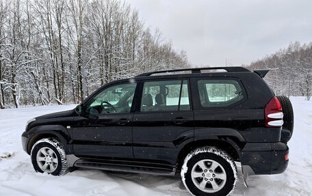 Toyota Land Cruiser Prado 120 рестайлинг, 2004 год, 2 500 000 рублей, 7 фотография