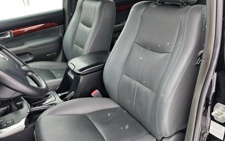 Toyota Land Cruiser Prado 120 рестайлинг, 2004 год, 2 500 000 рублей, 13 фотография