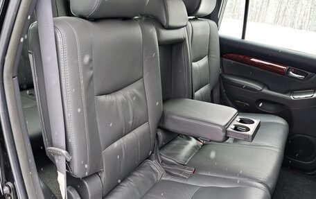 Toyota Land Cruiser Prado 120 рестайлинг, 2004 год, 2 500 000 рублей, 19 фотография