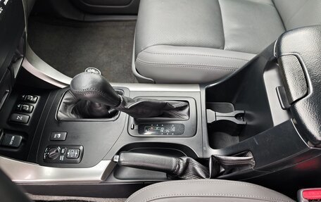 Toyota Land Cruiser Prado 120 рестайлинг, 2004 год, 2 500 000 рублей, 27 фотография