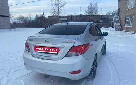 Hyundai Solaris II рестайлинг, 2012 год, 749 999 рублей, 9 фотография