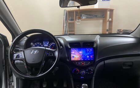 Hyundai Solaris II рестайлинг, 2012 год, 749 999 рублей, 14 фотография