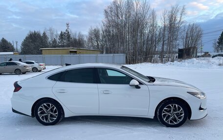 Hyundai Sonata VIII, 2020 год, 2 100 000 рублей, 5 фотография