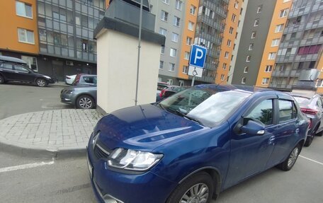 Renault Logan II, 2015 год, 625 000 рублей, 9 фотография