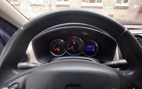 Renault Logan II, 2015 год, 625 000 рублей, 4 фотография