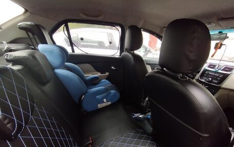 Renault Logan II, 2015 год, 625 000 рублей, 7 фотография