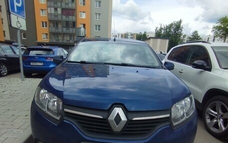 Renault Logan II, 2015 год, 625 000 рублей, 2 фотография