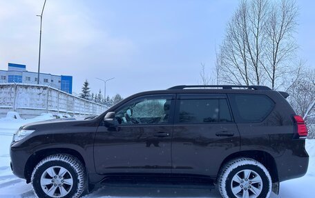Toyota Land Cruiser Prado 150 рестайлинг 2, 2018 год, 4 450 000 рублей, 12 фотография