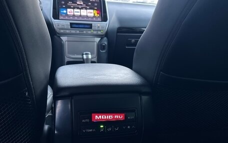 Toyota Land Cruiser Prado 150 рестайлинг 2, 2018 год, 4 450 000 рублей, 20 фотография