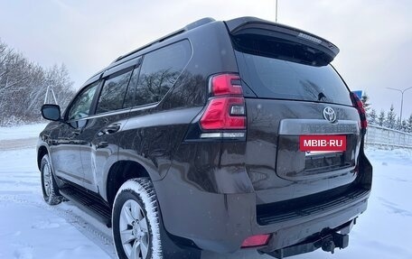 Toyota Land Cruiser Prado 150 рестайлинг 2, 2018 год, 4 450 000 рублей, 10 фотография