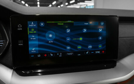 Skoda Octavia IV, 2021 год, 2 990 000 рублей, 21 фотография