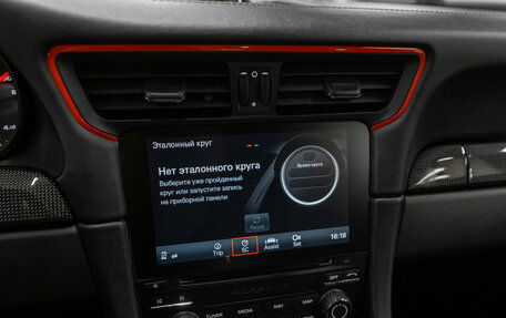 Porsche 911, 2017 год, 9 900 000 рублей, 17 фотография