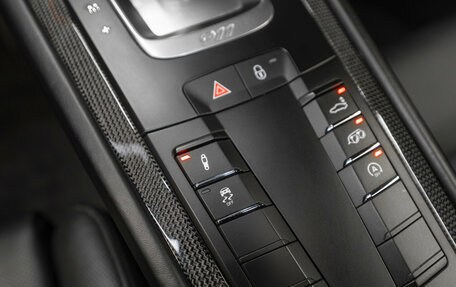 Porsche 911, 2017 год, 9 900 000 рублей, 26 фотография