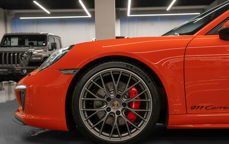 Porsche 911, 2017 год, 9 900 000 рублей, 32 фотография